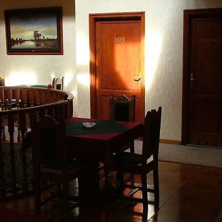 Erdogyongye Etterem Es Panzio Hotel Zalaegerszeg Ngoại thất bức ảnh
